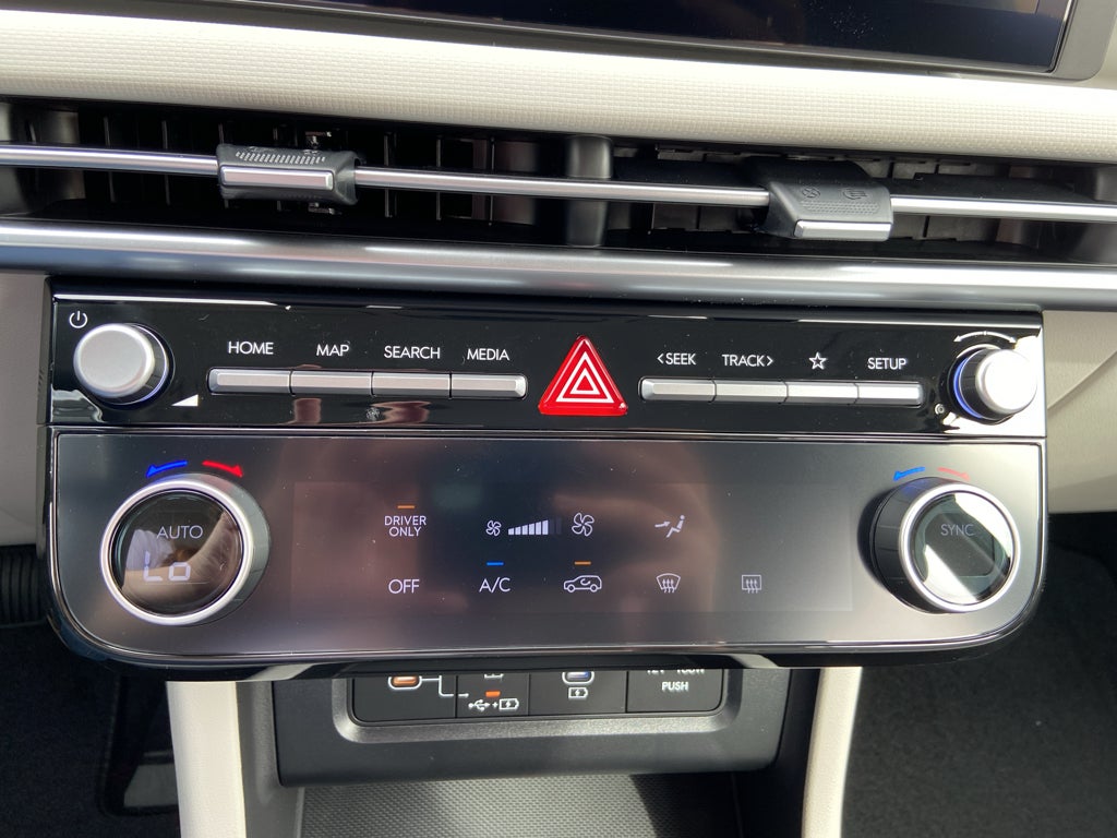 2026 Hyundai TUCSON Blue SE