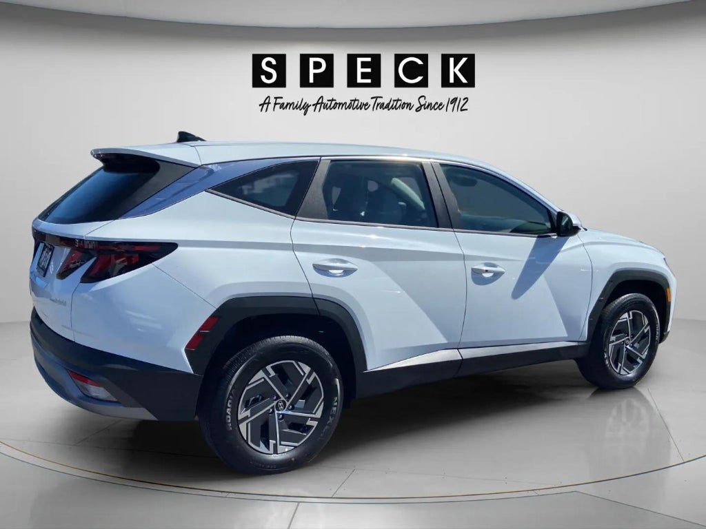 2026 Hyundai TUCSON Blue SE