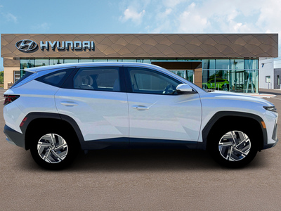 2026 Hyundai TUCSON Blue SE