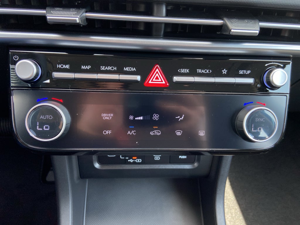 2026 Hyundai TUCSON Blue SE