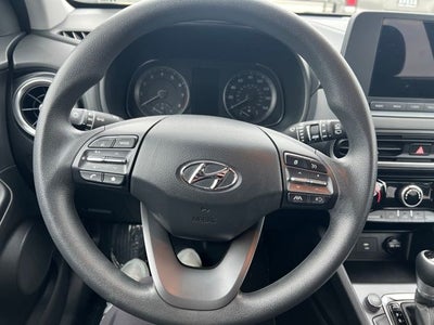 2022 Hyundai KONA SEL