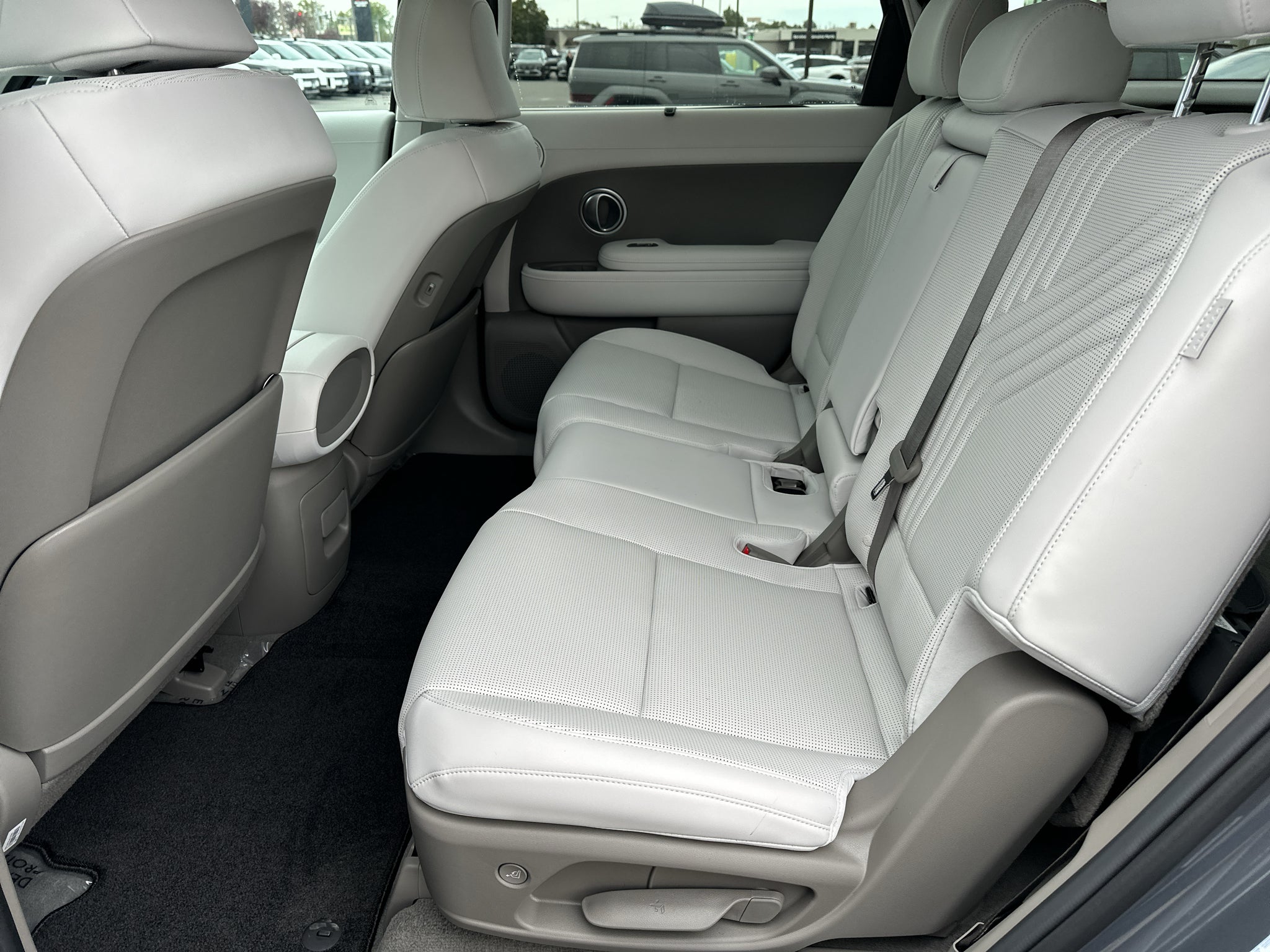 2026 Hyundai PALISADE HYBRID SEL Premium 8P