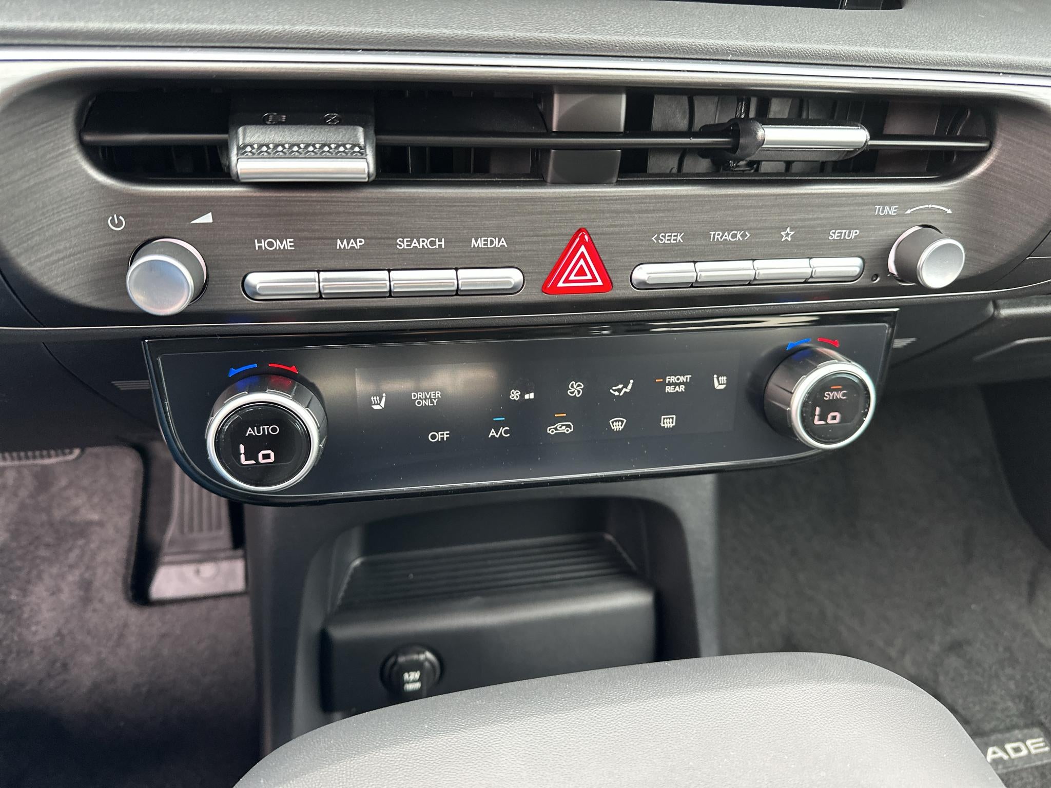 2026 Hyundai PALISADE HYBRID SEL 8P