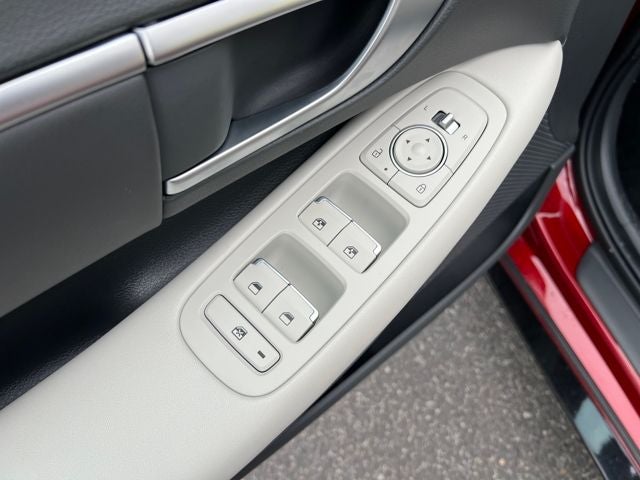 2025 Hyundai SONATA HYBRID SEL