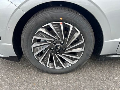 2026 Hyundai SONATA HYBRID Limited
