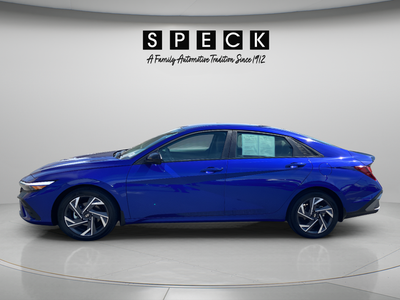 2025 Hyundai ELANTRA SEL Sport