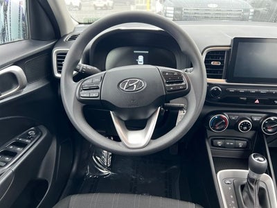 2025 Hyundai VENUE SE