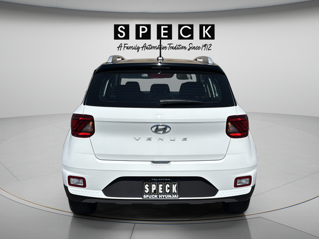 2026 Hyundai VENUE SEL W/Two-Tone Roof
