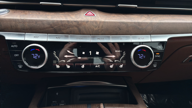 2022 Genesis G80 2.5T