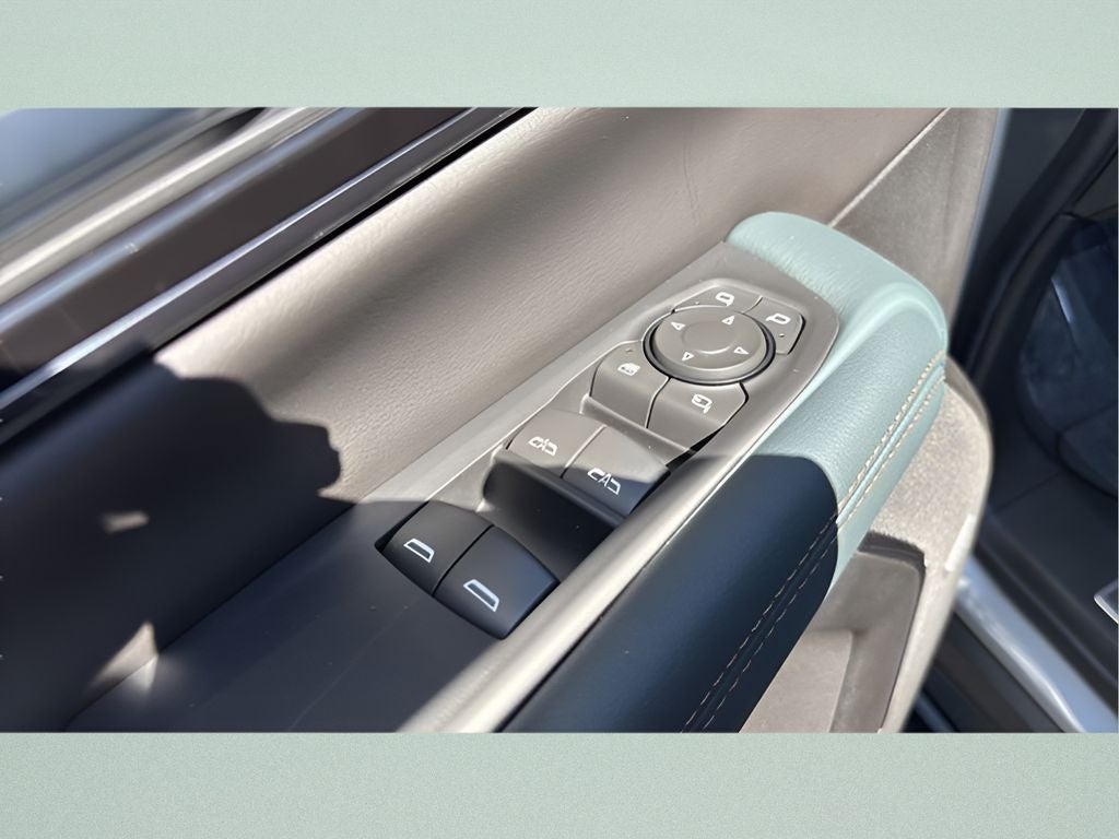 2025 GMC Yukon AT4