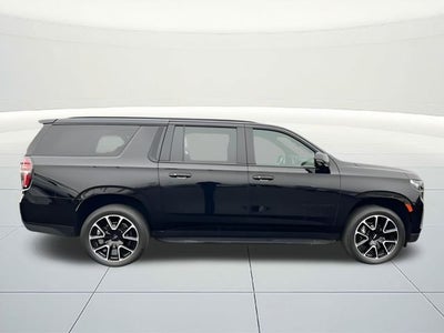 2024 Chevrolet Suburban RST