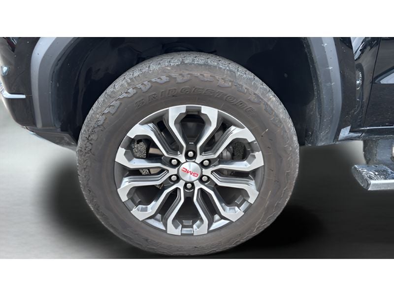 2024 GMC Canyon 4WD Denali
