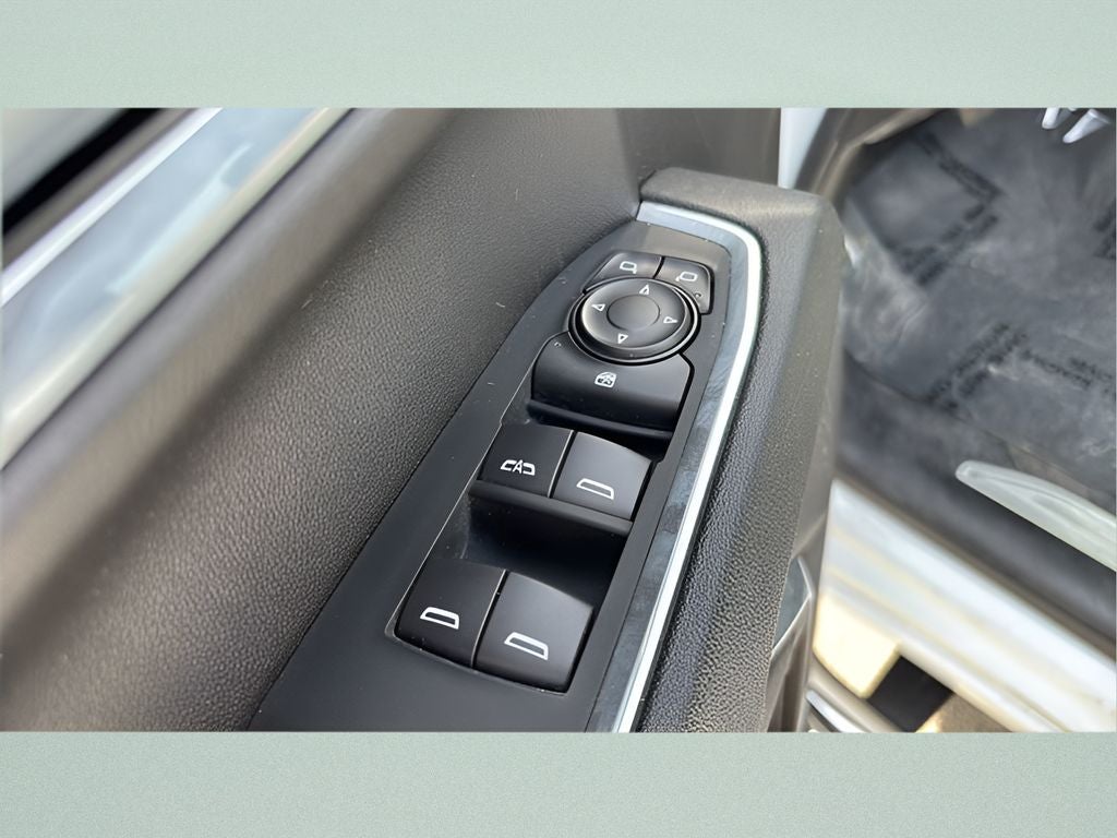 2024 Chevrolet Silverado LT
