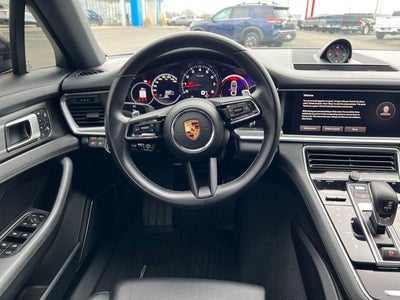 2023 Porsche Panamera 4 Platinum Edition