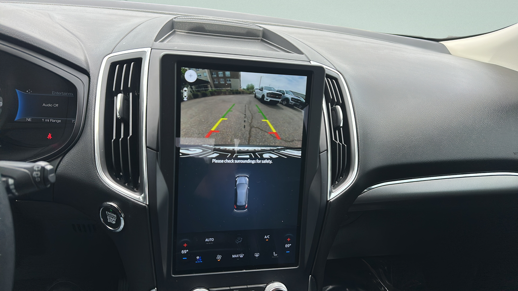 2023 Ford Edge Titanium