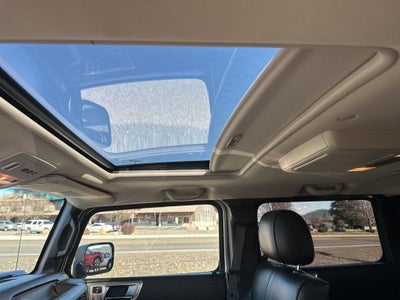 2009 Hummer Luxury Base